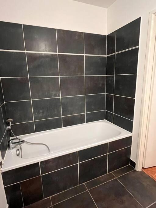 Spacious & Cosy Flat * Massy (Essonne)